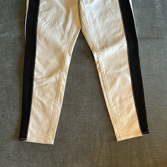White Pant with Black Stripes down sides of legs - Picture 4 of 6